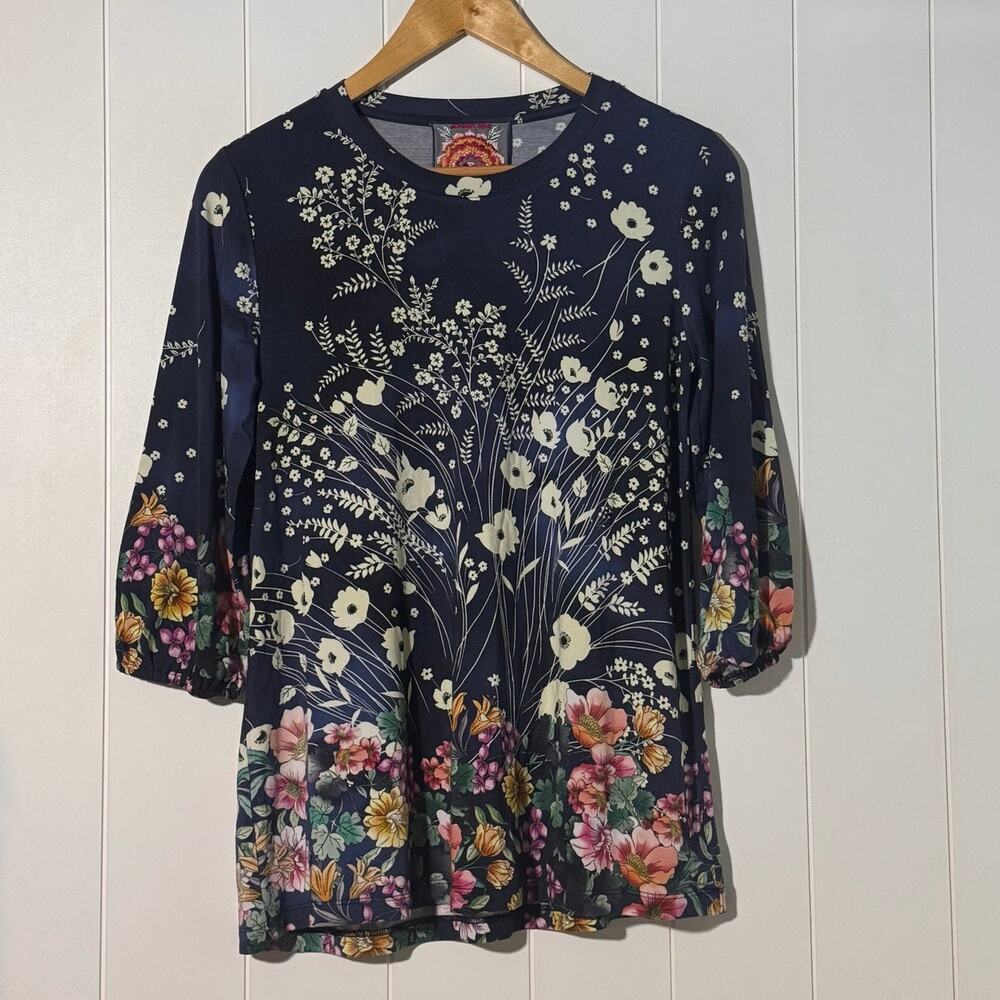 Johnny Was Janie Favorite Puff Sleeve Top XS Floral Navy Bamboo Blend Boho - Picture 3 of 7